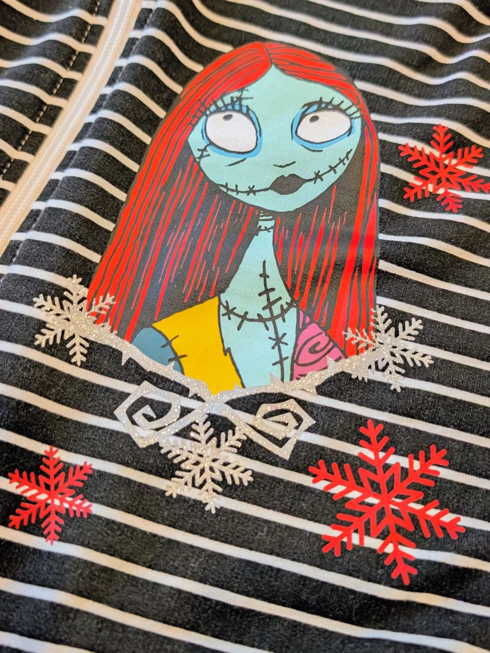 Disney Nightmare Before Christmas Girls Set: 2 Teess, Zip Hoodie, & Pullover 7/8